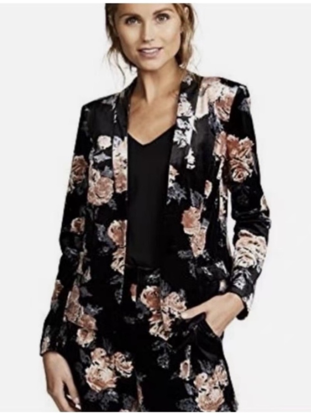 Ali & Jay for South Moon Under Shimmer Floral One Button Blazer. M. NWT. $138!